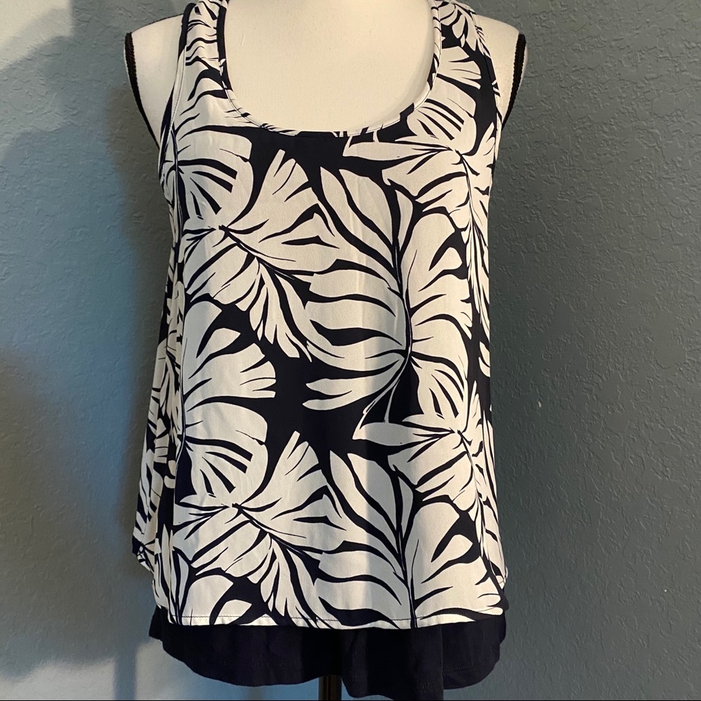 NWOT PLEIONE Flower Shirt “S”